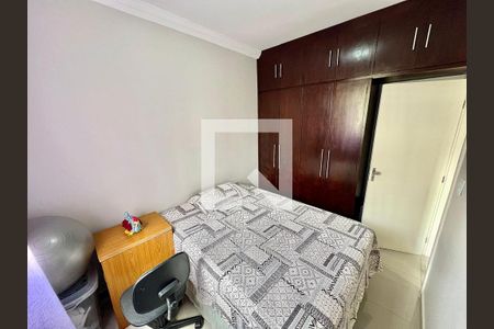 Quarto 1 de apartamento à venda com 3 quartos, 60m² em Jaqueline, Belo Horizonte