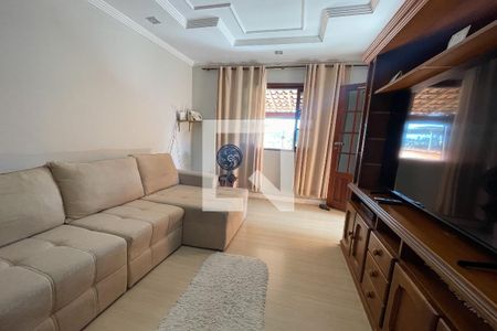 Sala de casa para alugar com 4 quartos, 300m² em Itatiaia, Duque de Caxias