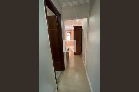 Corredor de casa para alugar com 4 quartos, 300m² em Itatiaia, Duque de Caxias