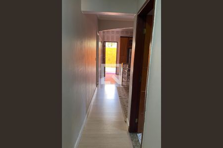 Corredor de casa para alugar com 4 quartos, 300m² em Itatiaia, Duque de Caxias