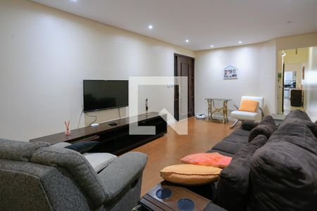 Sala de casa para alugar com 6 quartos, 250m² em Vila Lageado, São Paulo