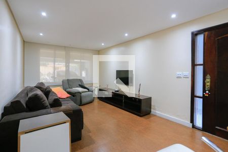 Sala de casa para alugar com 6 quartos, 250m² em Vila Lageado, São Paulo