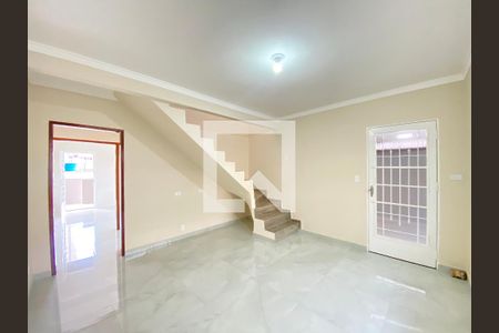 Sala de casa à venda com 3 quartos, 150m² em Vila Fiuza, Guarulhos