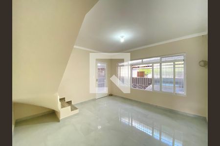 Sala de casa à venda com 3 quartos, 150m² em Vila Fiuza, Guarulhos