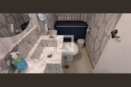 Lavabo Sala de casa à venda com 4 quartos, 141m² em Vila do Bosque, São Paulo