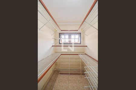 Closet da suíte de casa à venda com 3 quartos, 200m² em Vila Lusitania, São Bernardo do Campo