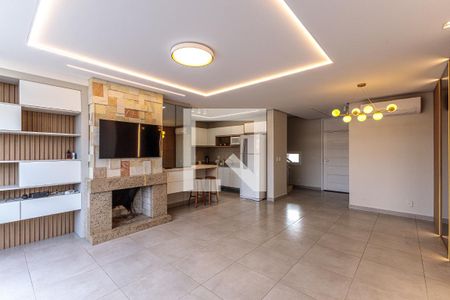 Sala de casa de condomínio à venda com 3 quartos, 150m² em Passo das Pedras, Porto Alegre