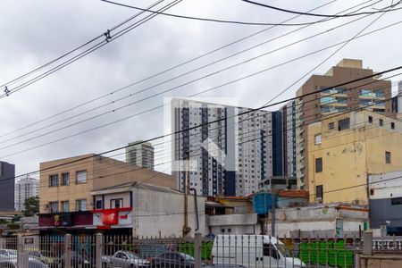 Vista de casa à venda com 3 quartos, 248m² em Quinta da Paineira, São Paulo