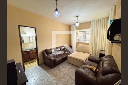 Sala de casa à venda com 4 quartos, 370m² em Riacho das Pedras, Contagem