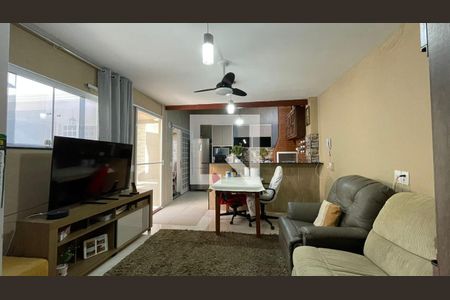 Sala de casa de condomínio à venda com 4 quartos, 160m² em Jardim Shangai, Jundiaí