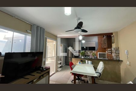 Sala de casa de condomínio à venda com 4 quartos, 160m² em Jardim Shangai, Jundiaí