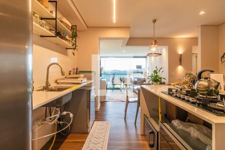 Sala/Cozinha de apartamento para alugar com 2 quartos, 76m² em Tamboré, Barueri