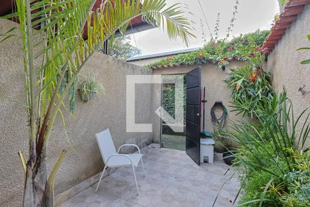 Varanda de casa à venda com 4 quartos, 360m² em Padre Eustáquio, Belo Horizonte