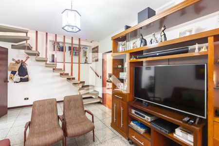 Sala de casa para alugar com 3 quartos, 337m² em Jardim das Flores, Osasco