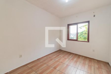 Quarto 1 de casa para alugar com 2 quartos, 57m² em Medianeira, Porto Alegre