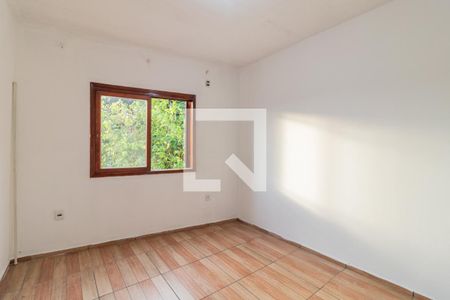 Quarto 1 de casa para alugar com 2 quartos, 57m² em Medianeira, Porto Alegre