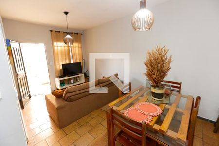 Sala de casa à venda com 2 quartos, 113m² em Jardim Vera Cruz, Contagem