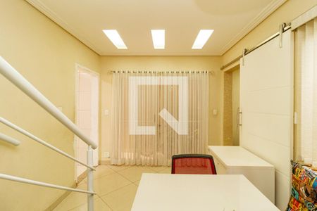 Sala de casa à venda com 3 quartos, 200m² em Parque Edu Chaves, São Paulo