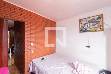 Quarto de casa de condomínio para alugar com 2 quartos, 39m² em Parque Roseira, Carapicuíba