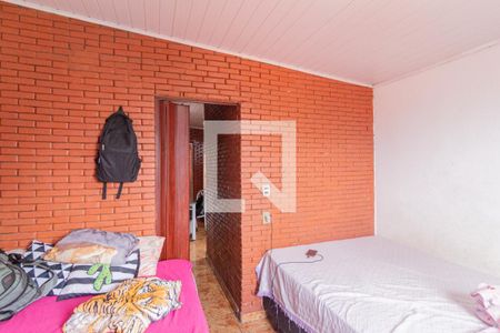 Quarto de casa de condomínio para alugar com 2 quartos, 39m² em Parque Roseira, Carapicuíba