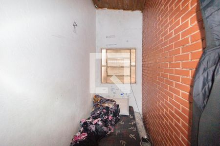 Quarto 2 de casa de condomínio para alugar com 2 quartos, 39m² em Parque Roseira, Carapicuíba