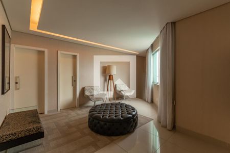 Sala 3 de casa à venda com 5 quartos, 490m² em Trevo, Belo Horizonte