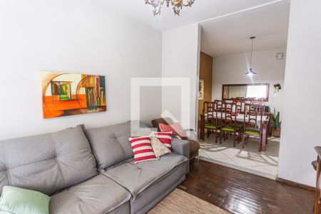 Sala de casa à venda com 7 quartos, 600m² em Santa Cruz, Belo Horizonte