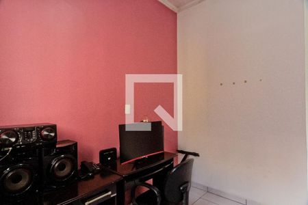 Quarto 2 de casa à venda com 6 quartos, 100m² em Vila Mangalot, São Paulo