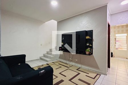 Sala de casa à venda com 2 quartos, 300m² em Jardim Las Vegas, Guarulhos