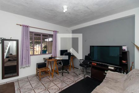Sala de casa para alugar com 2 quartos, 200m² em Conjunto Habitacional Jova Rural, São Paulo