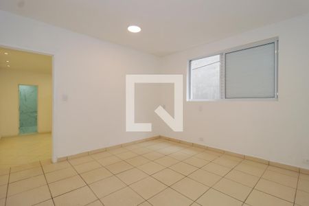 Quarto de casa para alugar com 1 quarto, 45m² em Vila Progredior, São Paulo