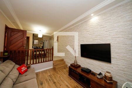 Sala de estar de casa à venda com 4 quartos, 250m² em Vila Antonieta, São Paulo