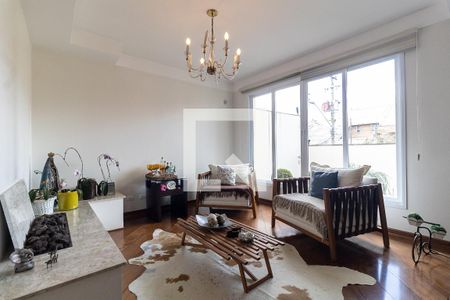 Sala de casa à venda com 3 quartos, 600m² em Cursino, São Paulo