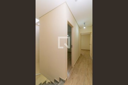 Corredor de casa à venda com 3 quartos, 100m² em Parque Residencial Oratorio, São Paulo