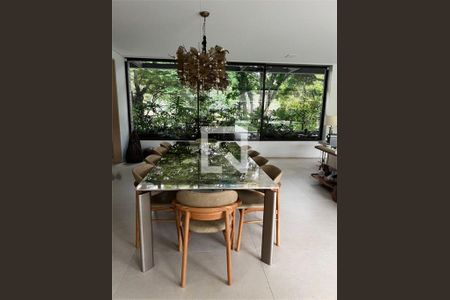 Casa à venda com 3 quartos, 800m² em Jardim Guedala, São Paulo