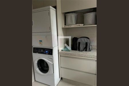 Casa à venda com 3 quartos, 800m² em Jardim Guedala, São Paulo