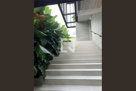 Casa à venda com 3 quartos, 800m² em Jardim Guedala, São Paulo