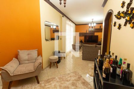 Sala de casa à venda com 4 quartos, 380m² em Vila Nova Utinga, São Paulo