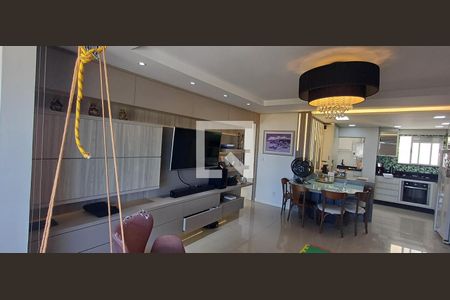 Sala e sala de jantar de apartamento para alugar com 3 quartos, 135m² em Kobrasol, São José
