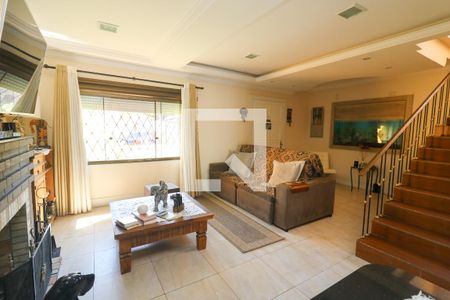 Sala de casa para alugar com 3 quartos, 308m² em Partenon, Porto Alegre