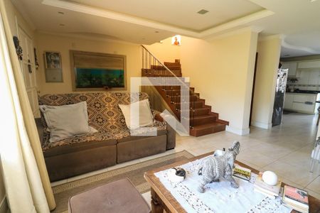 Sala de casa para alugar com 3 quartos, 308m² em Partenon, Porto Alegre