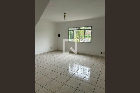 Casa à venda com 3 quartos, 160m² em Gopouva, Guarulhos