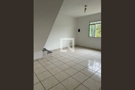 Casa à venda com 3 quartos, 160m² em Gopouva, Guarulhos