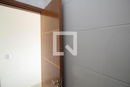 Lavabo de casa à venda com 3 quartos, 180m² em Vila Medeiros, São Paulo