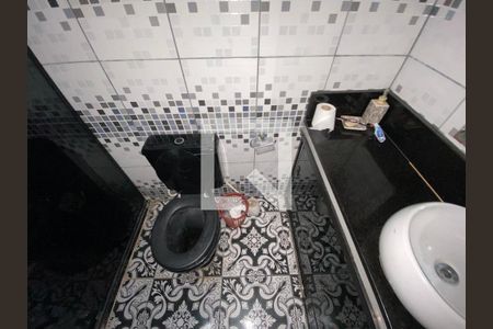 Banheiro de casa para alugar com 1 quarto, 51m² em Pau Miúdo, Salvador