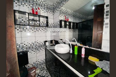 Banheiro de casa para alugar com 1 quarto, 51m² em Pau Miúdo, Salvador