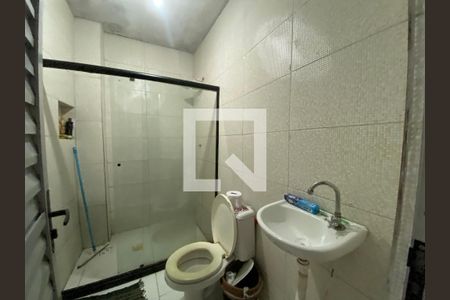 Banheiro de casa para alugar com 1 quarto, 49m² em Pau Miúdo, Salvador