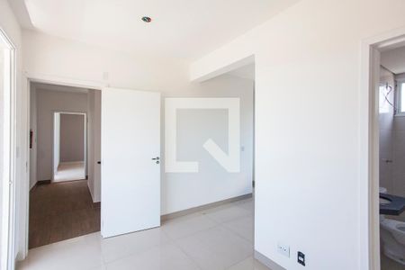 Sala de apartamento para alugar com 2 quartos, 54m² em Nova Uberlândia, Uberlândia