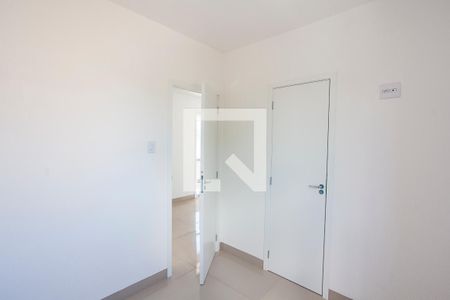 Quarto de apartamento para alugar com 2 quartos, 54m² em Nova Uberlândia, Uberlândia