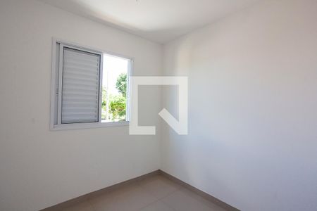 Quarto de apartamento para alugar com 2 quartos, 54m² em Nova Uberlândia, Uberlândia